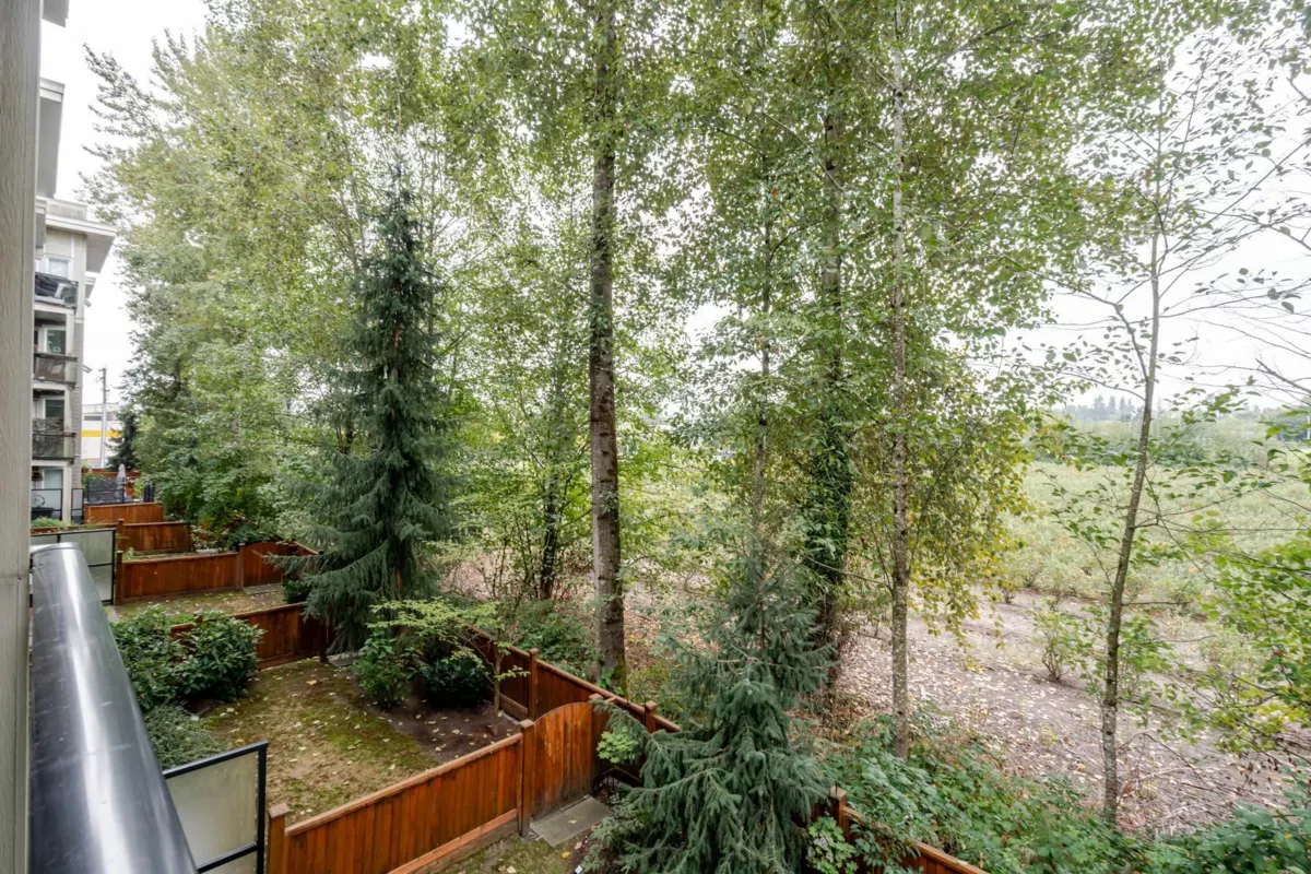 Front Yard Photo of A217 20211 66 Avenue, Langley, BC