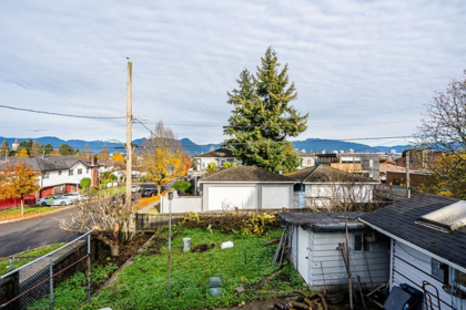 Backyard Photo of 3205 E 3rd Avenue, Vancouver, BC
