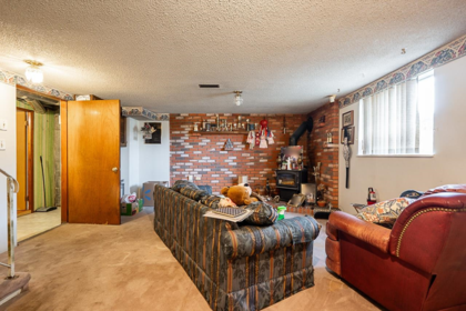 Basement Recreation Room Photo of 3205 E 3rd Avenue, Vancouver, BC