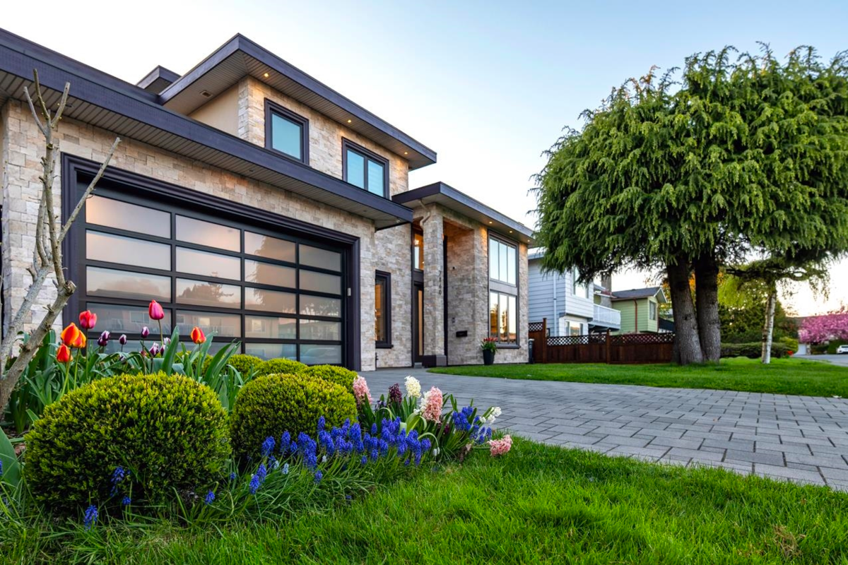 Guest Bathroom Photo of 7860 Thormanby Crescent, Richmond, BC