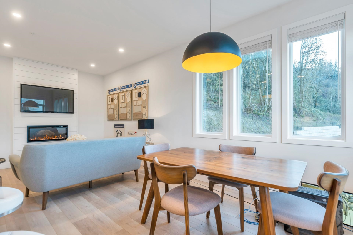 Bedroom 2 Photo of 25 43998 Chilliwack Mountain Road, Chilliwack, BC
