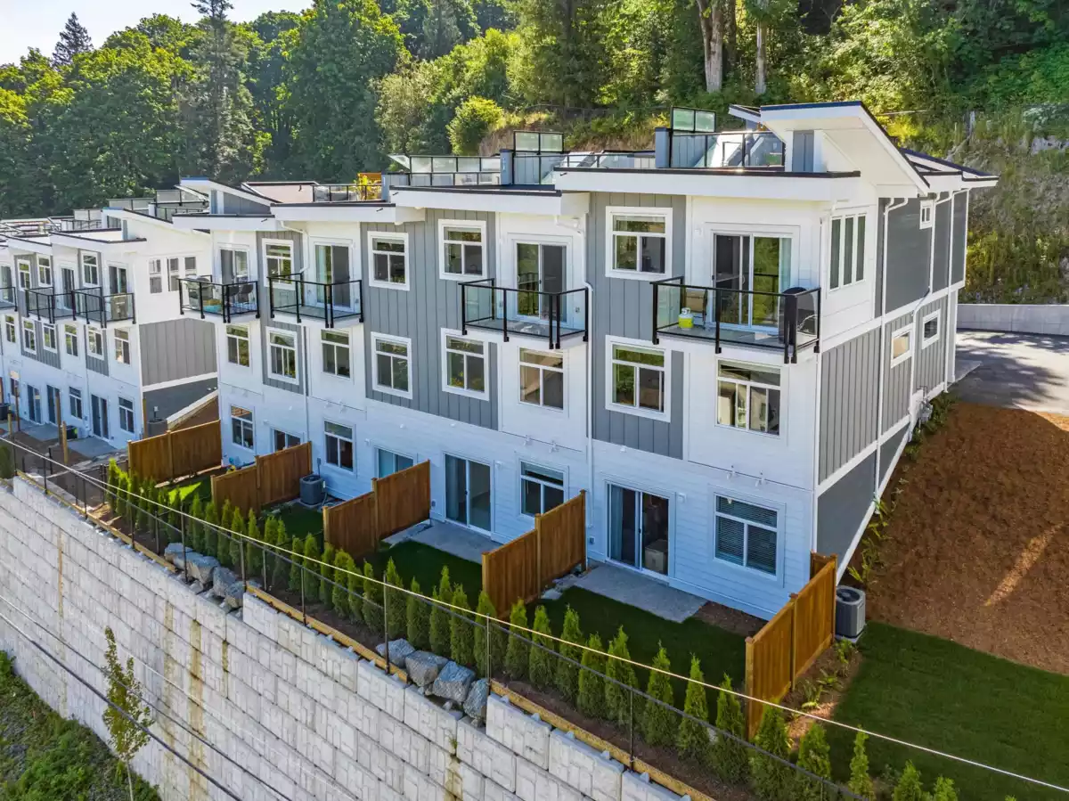 Neighborhood Park Photo Near 25 43998 Chilliwack Mountain Road, Chilliwack, BC