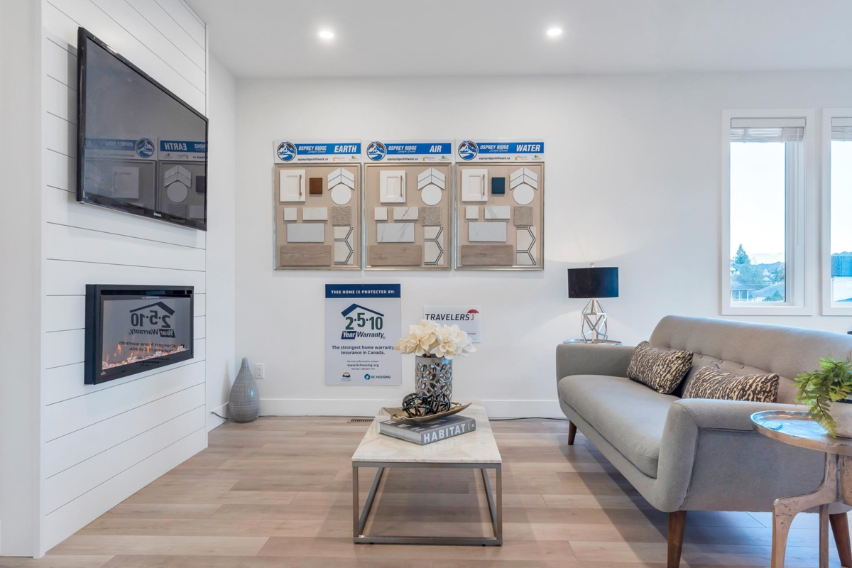 Primary Bedroom Photo of 25 43998 Chilliwack Mountain Road, Chilliwack, BC