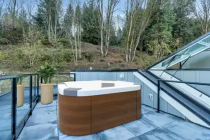 Swimming Pool Photo of 25 43998 Chilliwack Mountain Road, Chilliwack, BC