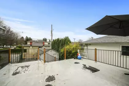 Staircase Photo of 2316 Nanaimo Street, Vancouver, BC