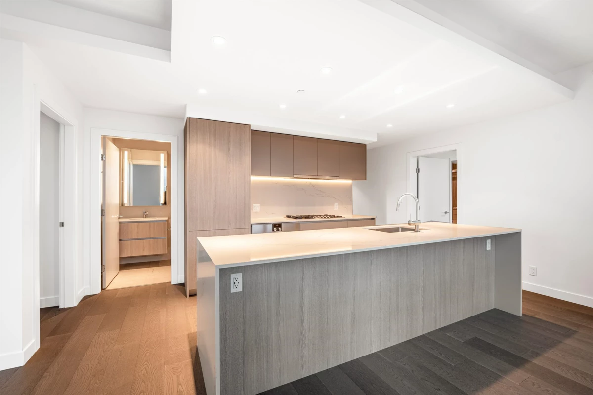 Kitchen Island Photo of 3002 1500 Fern Street, North Vancouver, BC