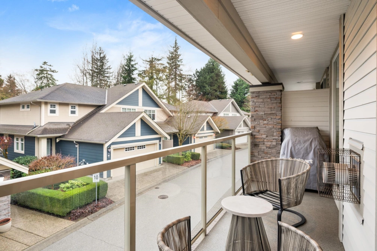 Basement Recreation Room Photo of 6 15454 32 Avenue, Surrey, BC