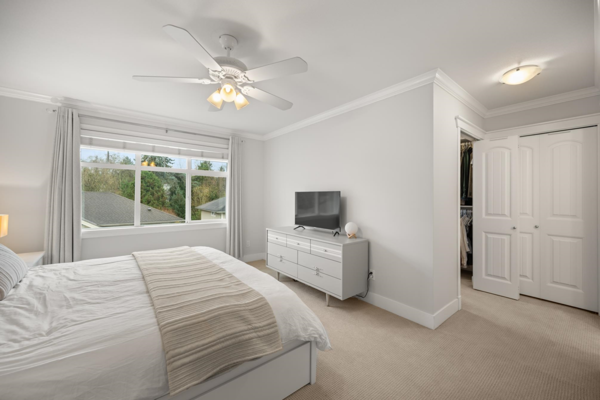 Staircase Photo of 6 15454 32 Avenue, Surrey, BC