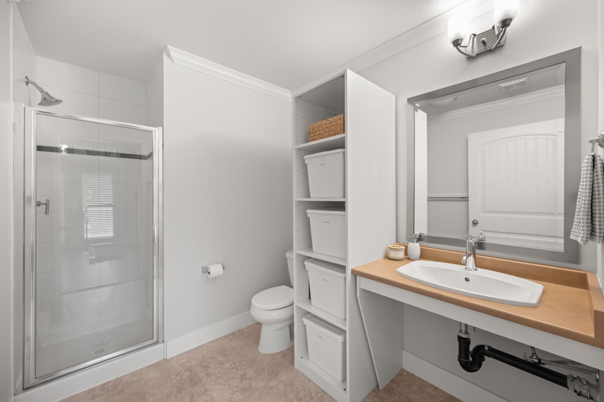 Swimming Pool Photo of 6 15454 32 Avenue, Surrey, BC