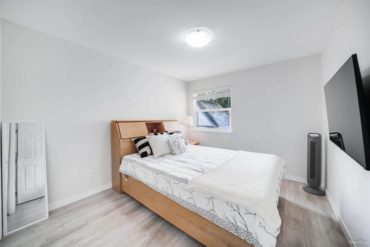 Aerial View of 1911 140a Street, Surrey, BC