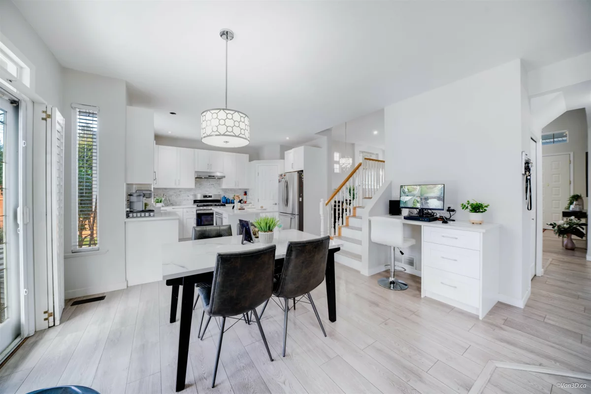 Basement Recreation Room Photo of 1911 140a Street, Surrey, BC