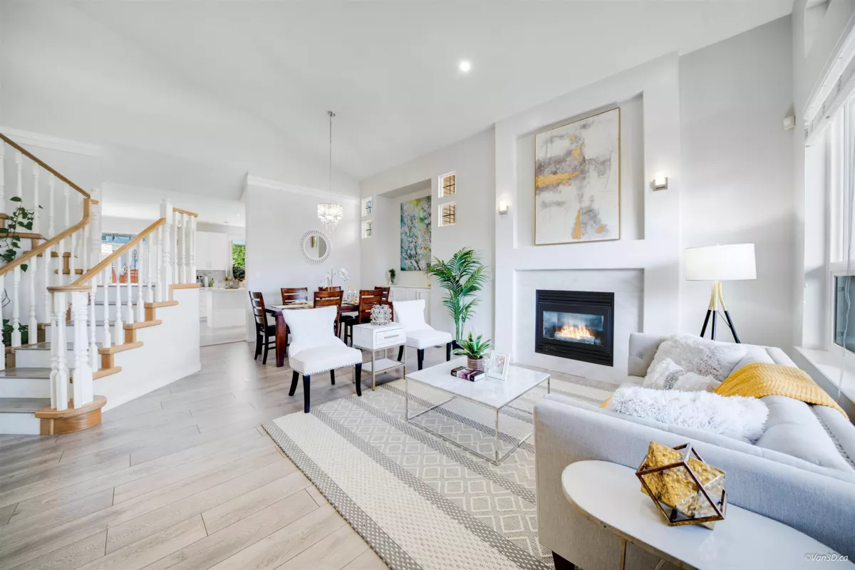 Exterior Front Photo of 1911 140a Street, Surrey, BC