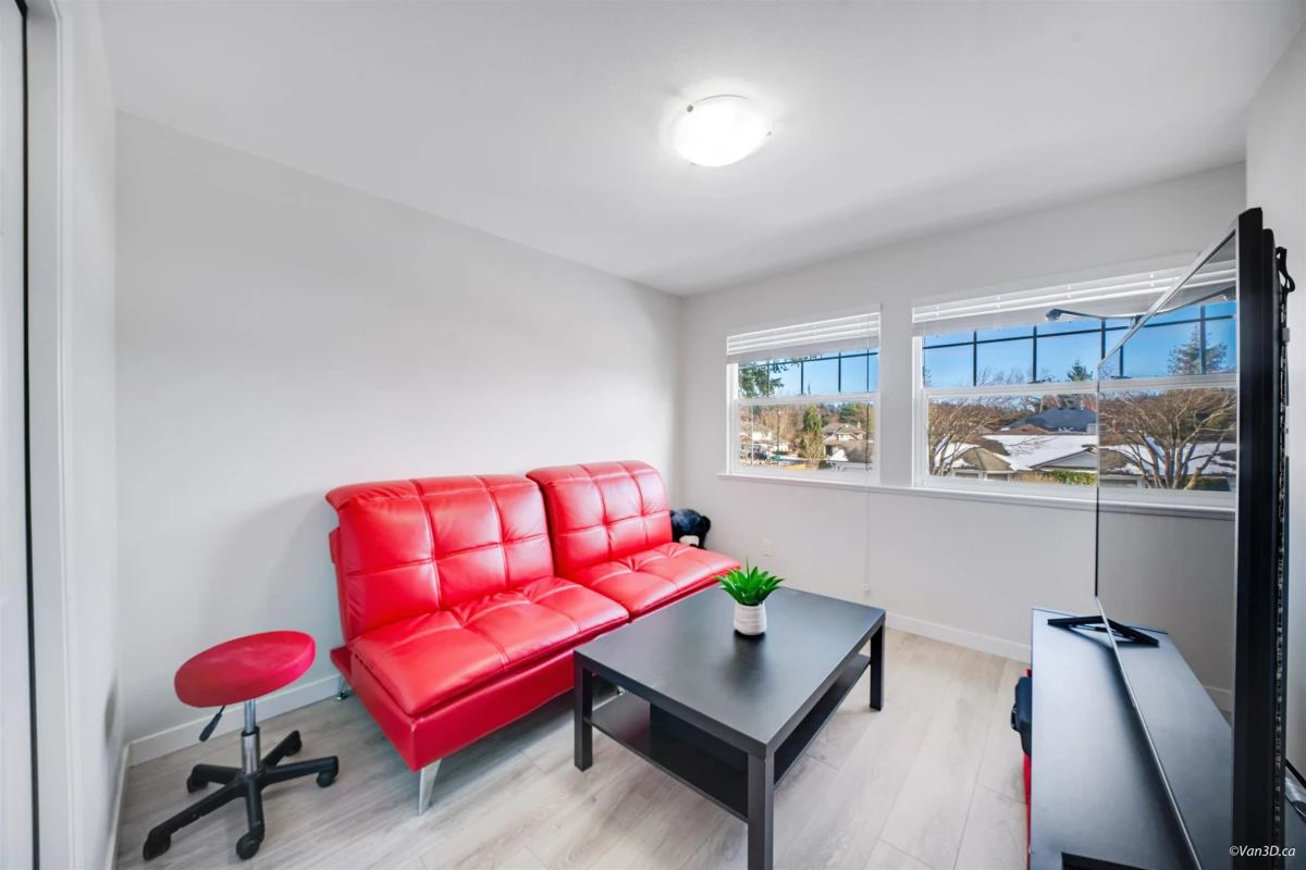 Hot Tub / Spa Photo of 1911 140a Street, Surrey, BC