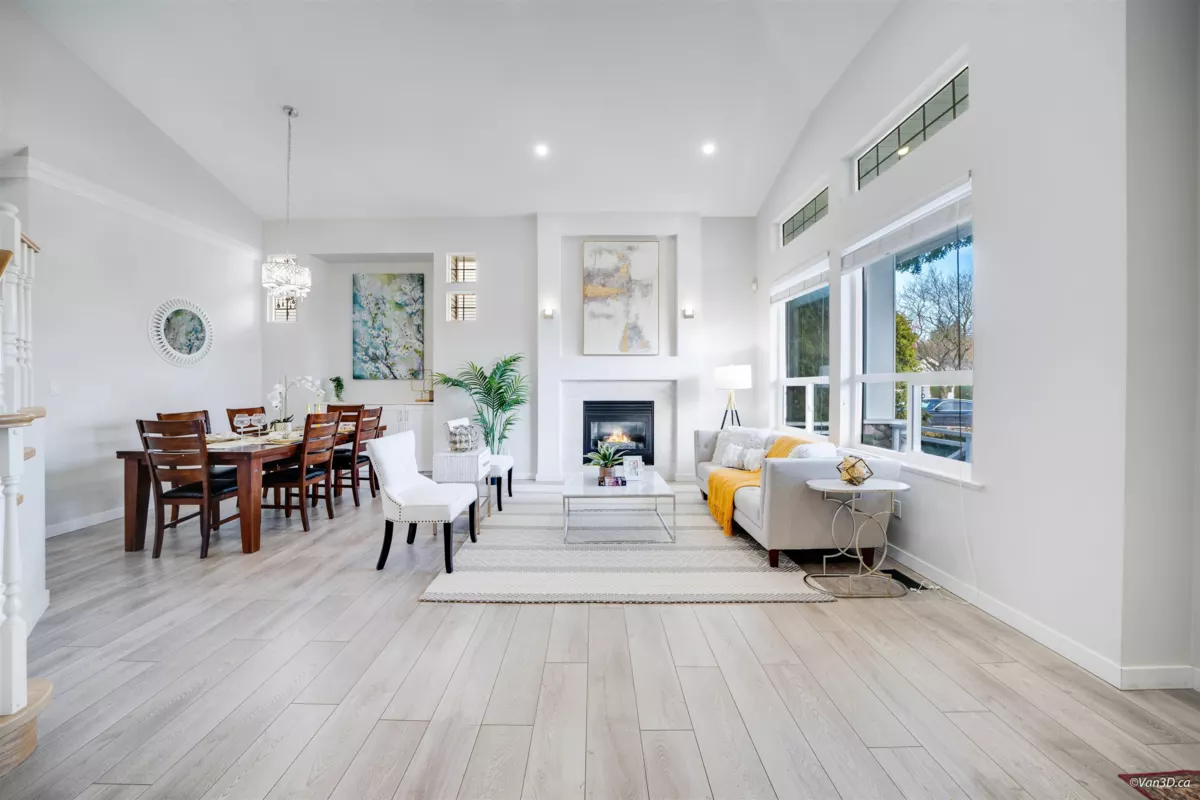 Kitchen Island Photo of 1911 140a Street, Surrey, BC