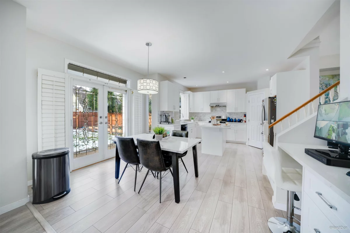 Loft / Bonus Room Photo of 1911 140a Street, Surrey, BC