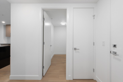 Entry Foyer Photo of 403 1588 Johnston Road, White Rock, BC