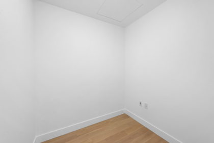 Mudroom Photo of 403 1588 Johnston Road, White Rock, BC