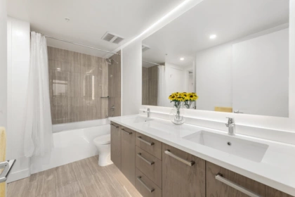 Office / Den Photo of 403 1588 Johnston Road, White Rock, BC