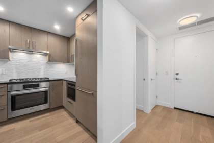 Walk-In Closet Photo of 403 1588 Johnston Road, White Rock, BC