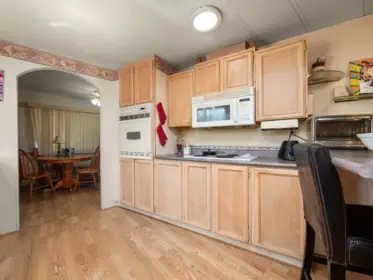 39 8254 134 Street, Surrey, BC, Surrey — Manufactured Home for sale