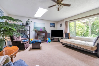 12587 23 Avenue, Surrey, BC, Surrey — Single Family Residence for sale