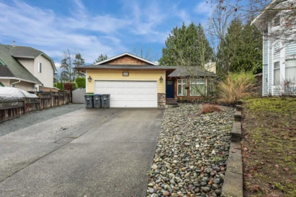6035 172b Street, Surrey, BC, Surrey — Single Family Residence for sale