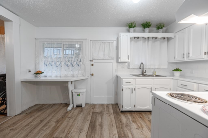 Breakfast Nook Photo of 7288 Inlet Drive, Burnaby, BC