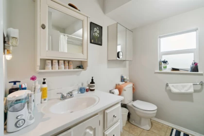 Guest Bathroom Photo of 1649 Grant Street, Vancouver, BC