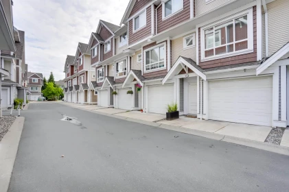 17 7298 199a Street, Langley, BC, Langley — Townhouse for sale