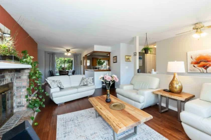 Kitchen Island Photo of 21064 Barker Avenue, Maple Ridge, BC
