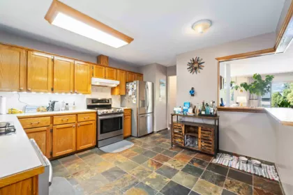 Powder Room Photo of 21064 Barker Avenue, Maple Ridge, BC