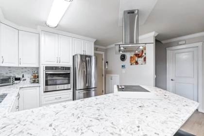 Guest Bathroom Photo of 19573 116b Avenue, Pitt Meadows, BC