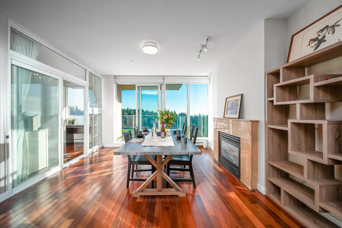 Kitchen Island Photo of 1202 2688 West Mall, Vancouver, BC