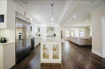 Breakfast Nook Photo of 5173 2 Avenue, Delta, BC