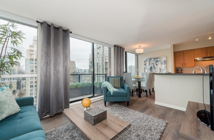 1801 1295 Richards Street, Vancouver, BC, Vancouver — Apartment/Condo for sale