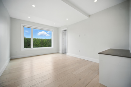 Garage Interior Photo of 2113 Dawes Hill Road, Coquitlam, BC