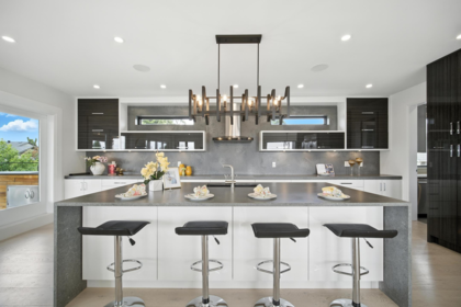 Kitchen Island Photo of 2113 Dawes Hill Road, Coquitlam, BC