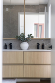 Laundry Room Photo of 213 715 W 49th Avenue, Vancouver, BC