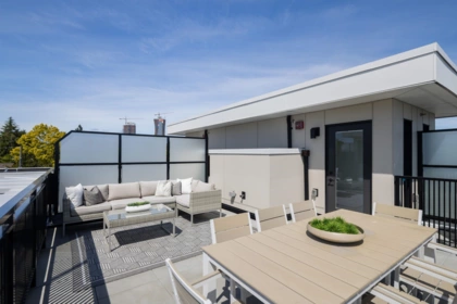 Outdoor Patio Photo of 213 715 W 49th Avenue, Vancouver, BC