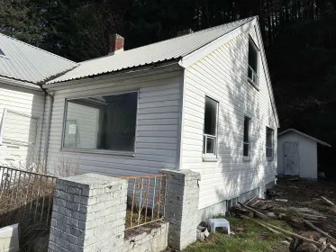 Family Room Photo of 48130 Trans Canada Highway, Boston Bar / Lytton, BC
