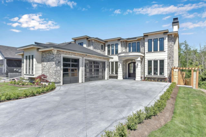 Front exterior of 16561 29a Avenue, Surrey, BC