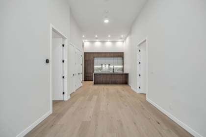 Kitchen Island Photo of 5105 2186 Gilmore Avenue, Burnaby, BC