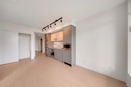 Kitchen Photo of 1012 13745 George Junction Street, Surrey, BC