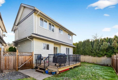 Garden / Landscaping Photo of 2363 157a Street, Surrey, BC