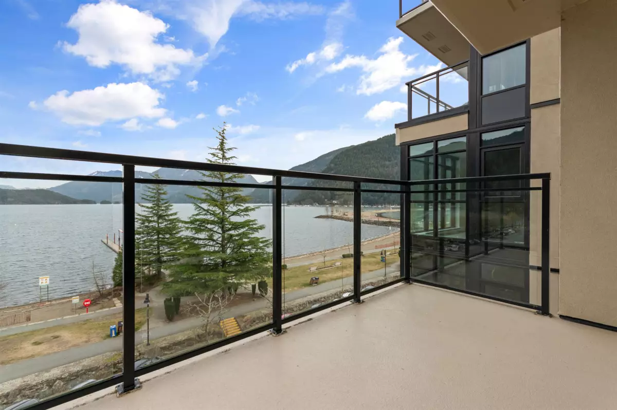 Office / Den Photo of 508 120 Esplanade Avenue, Harrison Hot Springs, BC