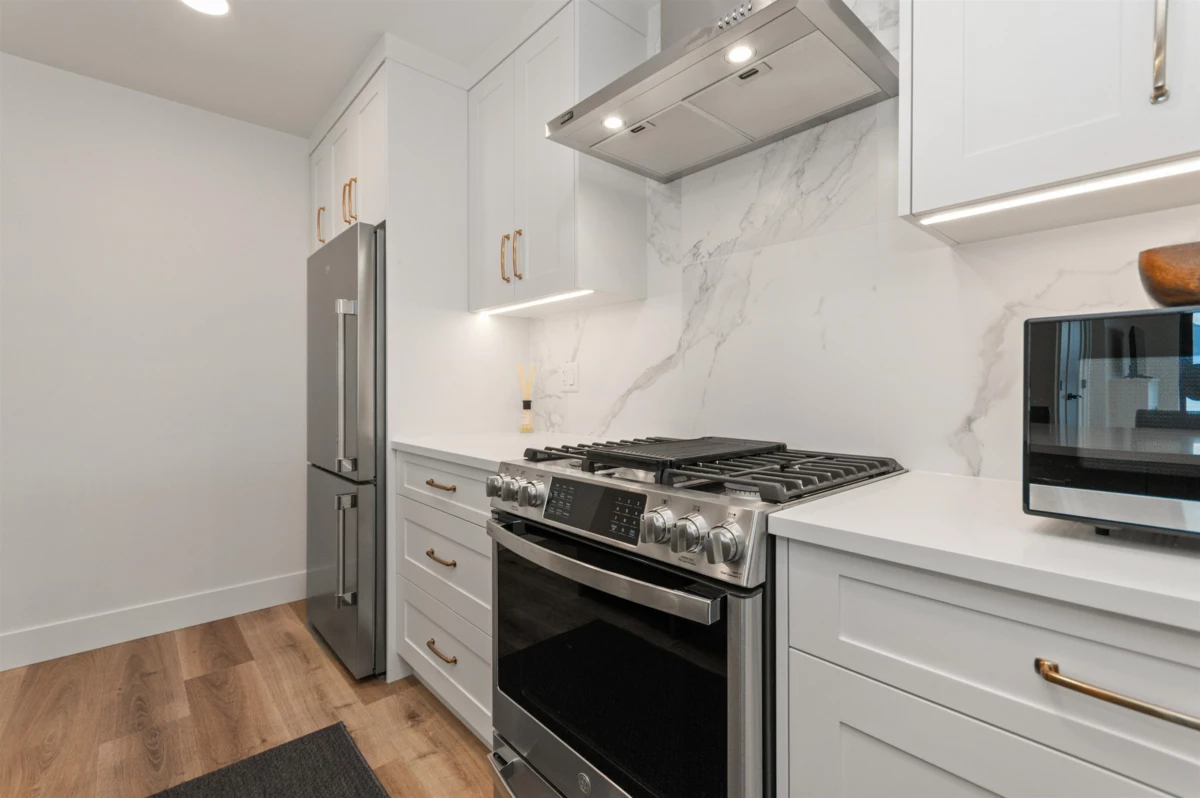 Pantry Photo of 508 120 Esplanade Avenue, Harrison Hot Springs, BC