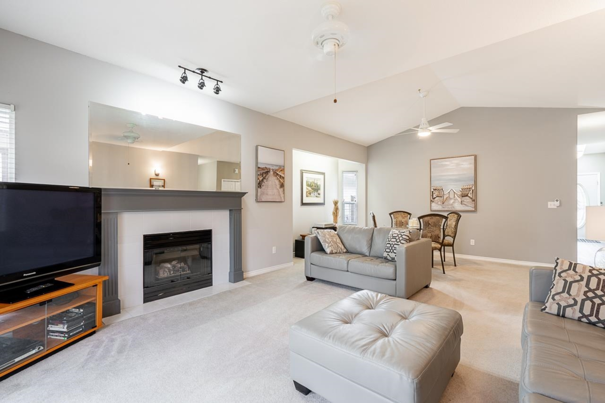 Pantry Photo of 30 18939 65 Avenue, Surrey, BC