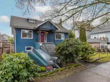 3056 W 6th Avenue, Vancouver, BC, Vancouver — Single Family Residence for sale
