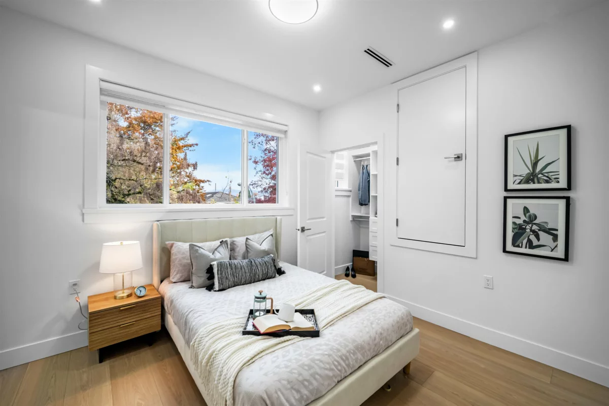 Family Room Photo of 2076 E 50th Avenue, Vancouver, BC