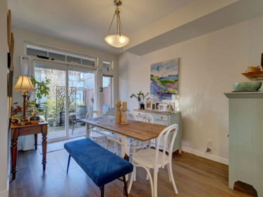 5964 Beachgate Lane, Sechelt, BC, Sechelt — Townhouse for sale